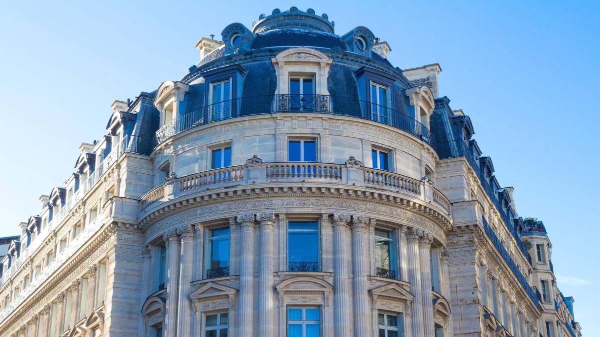 Immeuble haussmannien de bureaux à Paris
